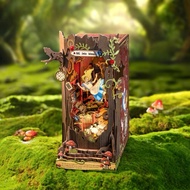 GIFTWRIGHT ROLIFE FALL INTO ALICE WONDERLAND MINIATURE BOOK NOOK