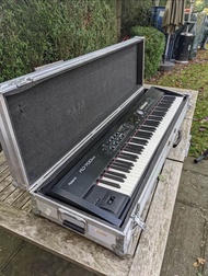 Roland RD700NX Full Size 88 Key Piano Keyboard + Flight Case + Heavy Duty Stand