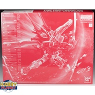P-Bandai MG 1/100 Gundam Astray Red Frame Flight Unit