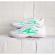 Latest Specs Lightspeed Reborn Junior Futsal Shoes