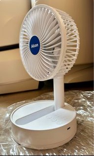 全新折疊左右轉動座枱充電電風扇，$180，sf 到付
