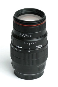 Sigma 70-300mm f/4-5.6 APO DG Macro fit for Pentax