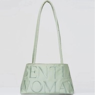 ✔️แท้💯gentlewoman ballerina bag gentlewoman กระเป๋า shoulder bag กระเป๋าสะพายรุ่นใหม่（5 color）