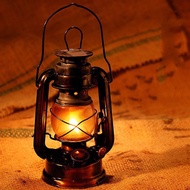Kerosene Camping Outdoor Lantern Lighting Paraffin Oil Hurricane Lamp Lamp