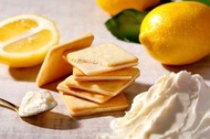 Tokyo milk cheese檸檬芝士夾心餅