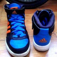 二手adidas 籃球鞋