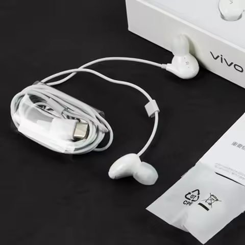 Vivo X300 Y6 XE710 Earphone USB TYPE C Wired Control Hi-Fi Headset For S60 S50 S20 S16 Pro X20 X21 X