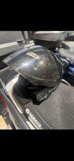 Zeus 車頭盔