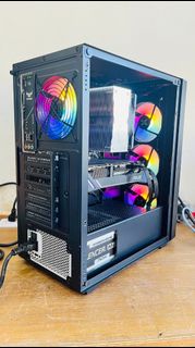⚡️AMD  8G獨顯桌機  實體六核心 搭配16G DDR4+500G SSD 天堂私服12開 吃雞，GTA5全開