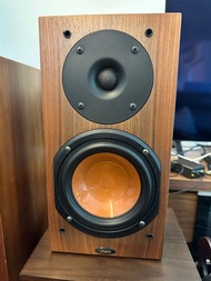 Chario Silhouette Surround