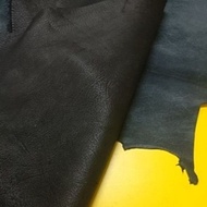 Deer North America White Tall VT Black 0.9-1.2mm Calf Leather (C014) per SQ ft