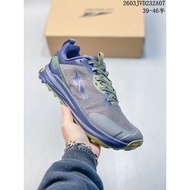 Altra Lone Peak 9+ Running Shoes