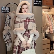 ขน ปกเสื้อ Cape Coat ผู้หญิง ฤดูใบไม้ร่วง ฤดูหนาว หนาขึ้น ตุ๊กตา มีฮู้ด Midi Batwing Sleeve ลายสก็อต