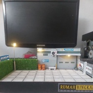 Hotwheels michelin workshop diorama (lamp)