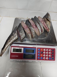 ปลาอินทรีย์เค็มหอม หั่นชิ้นยกตัวใหญ่ น้ำหนัก900-1000กรัม ราคา499บาท เนื้อนุ่มหอมอร่อย