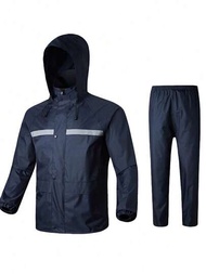 1套聚酯纖維雨衣套裝（上衣和褲子）,適用於騎自行車、徒步旅行、野營、釣魚等下雨天的戶外活動；防風、保暖和防水,適用於惡劣天氣