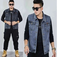 Lelaki fesyen Multi-pocket tanpa lengan Denim jaket lelaki Street Jeans jaket saiz besar pakaian koboi