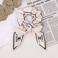 Lucky spring ยางรัดผมประดับด้วยโบว์ขนาดใหญ่ สีน้ำตาล แบบเรียบหรู ดูแพง Girls silk headband French tie bow hair band