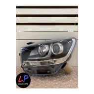 PERDODUA AXIA 2014 SE HEADLAMP