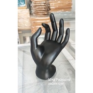 (Code PR02) Simulation Hand Wear A Ring To Show