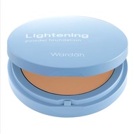 WARDAH Lightening Powder Foundation Light Feel 12 g - Shade 02 Pink Beige