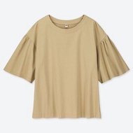 Uniqlo米色絲光棉五分袖t-shirt