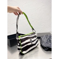 22.9.17 Updated Cowhide/Momo Crome Hearts chrome Hearts Cool Handsome Cool Handsome Underarm Bag