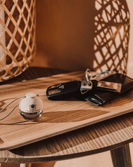 車用/衣櫃兩用球型香氛 (6ML)- 檀香雪松