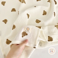 Khăn tắm cho bé Petit Bebe 100x100cm muslin 2 lớp thấm hút thoáng khí