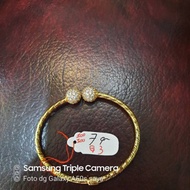 gelang emas tinju bola mata