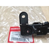 ORIGINAL HONDA BRV BUMPER BRACKET