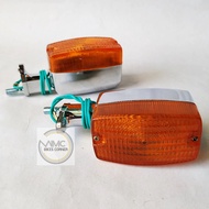 *สินค้าพร้อมจัดส่ง* เซ็ตคู่ : ไฟเลี้ยว ไฟเลี้ยวหลัง ไฟเหลี่ยม SUZUKI FR80 FR80N (S-TS-0009) โครเมี่ย