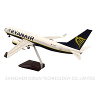 Ryanair Scale 1:85 47cm B737-800 RYANAIR aircraft model with lights and wheels Airplane Construction