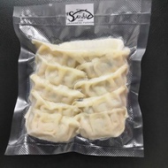 Chicken Gyoza ( Japanese dumpling 10pcs)only for klang Valley & selangor