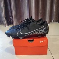 Nike Vapor 13 Academy FG Size UK 8/US 9