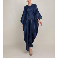} KALYNA KAFTAN SHIMMER OVERSIZE