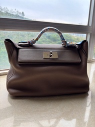 Hermes 2424 29cm Etoupe
