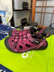 「 二手鞋 」 GP 女版涼鞋 36號（酒紅）鐵2-1