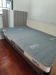 全新10cm厚海綿床墊|Brand New 10 cm thick High Density Bed Mattress [Tag: 墊, 床墊, 床舖, 床肉, 床上用品, 床褥, 床架, 床枕, 床