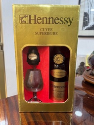 70年代怡和代理軒尼詩特醇 禮盒裝 附帶軒尼詩XO酒版 Hennessy superleuer