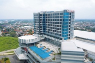 Harris Hotel & Convention Cibinong City Mall Bogor