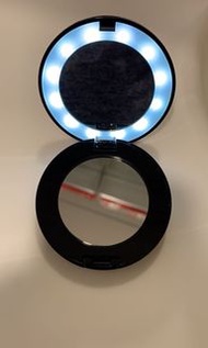折疊式LED化妝鏡 foldable LED makeup mirror