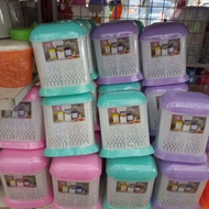 Spoon holder on the table, spoon holder, spoon holder, spoon holder