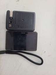 （Sony）數碼相機及其專用充電器組合