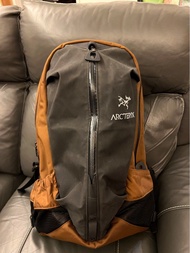  ARCTERYX ARRO 22L BACKPACK 不死鳥（used)