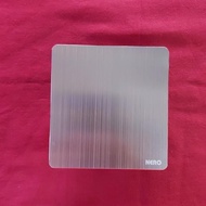 V V V111612G Hotel Single Switch 1 Gang 1 Way Titanium Gold V11 Nero