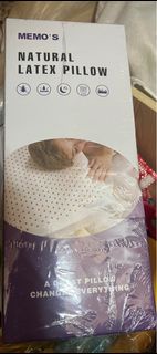 Natural latex pillow