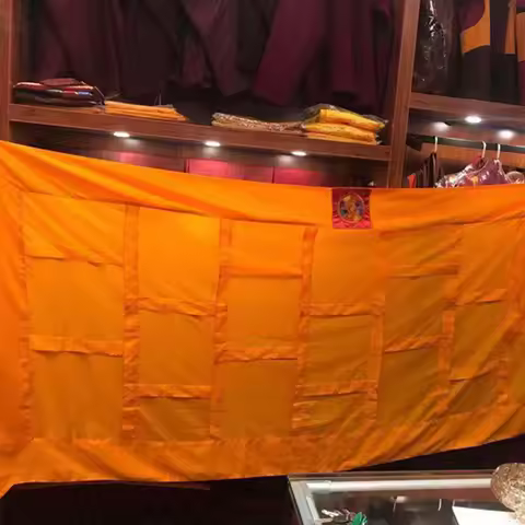 Vintage Tibetan Lama Robe Unisex Buddhist Monk Garment Cotton Linen Fabric for Spiritual Practice Ri