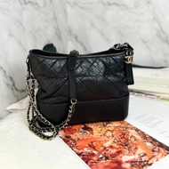 Chanel Gabrielle Hobo 經典中號肩背包流浪包 25開