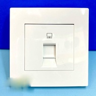 BOSS / Outlet Data Cat6 RJ45 Boss / B1031CAT6